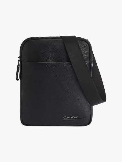 Calvin Klein Táskák & Kiegészítők HU870798 | Calvin Klein Flat Férfi Crossbody Táska Fekete